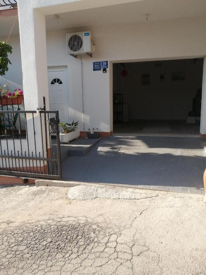 טרוגיר Apartman Radic מראה חיצוני תמונה