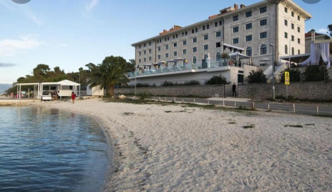 טרוגיר Apartman Radic מראה חיצוני תמונה
