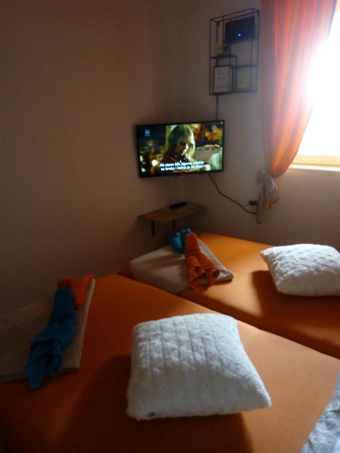 טרוגיר Apartman Radic מראה חיצוני תמונה